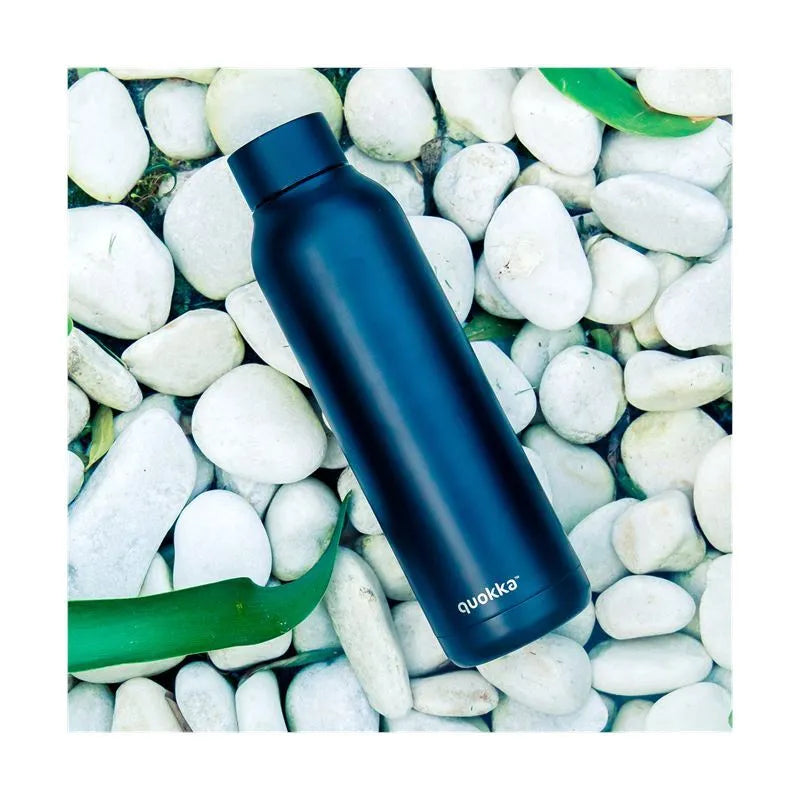 Quokka Solid – nerūdijančio plieno termo gertuvė, 630 ml (Jet Black)