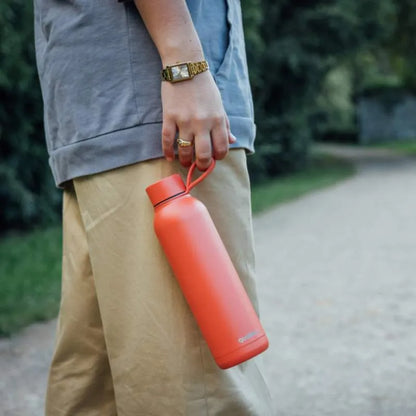 Quokka Solid su dirželiu – 630 ml nerūdijančio plieno termobutelį (oranžinis)